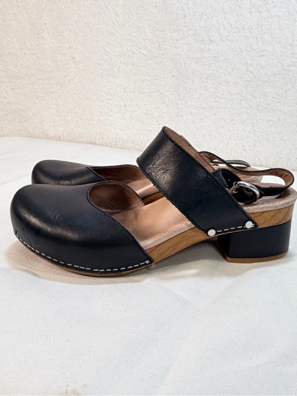 Dansko Size 40 Black Leather Mary Jane Clog Sandals Wood Look Block Heel 9.5 View 2